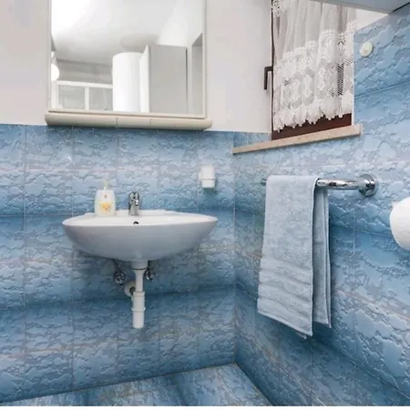 Helena Apartment